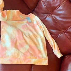 This is for kids. Brand new top